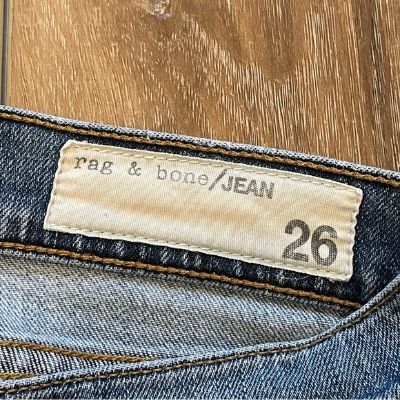 Rag & Bone Distressed Dre Boyfriend Fit Jeans - Picture 12 of 16